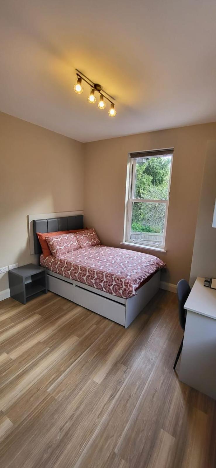 Sands House - Luxury Modern Studios With Secure Parking In Epsom, Surrey Rom bilde